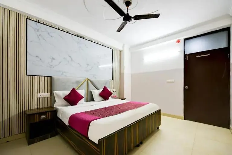 Hotel Galaxy نيودلهي