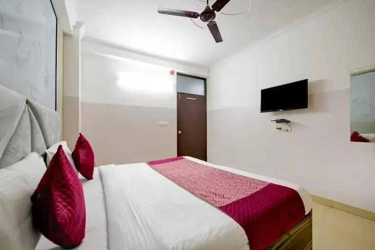 ****  Hotel Galaxy نيودلهي الهند