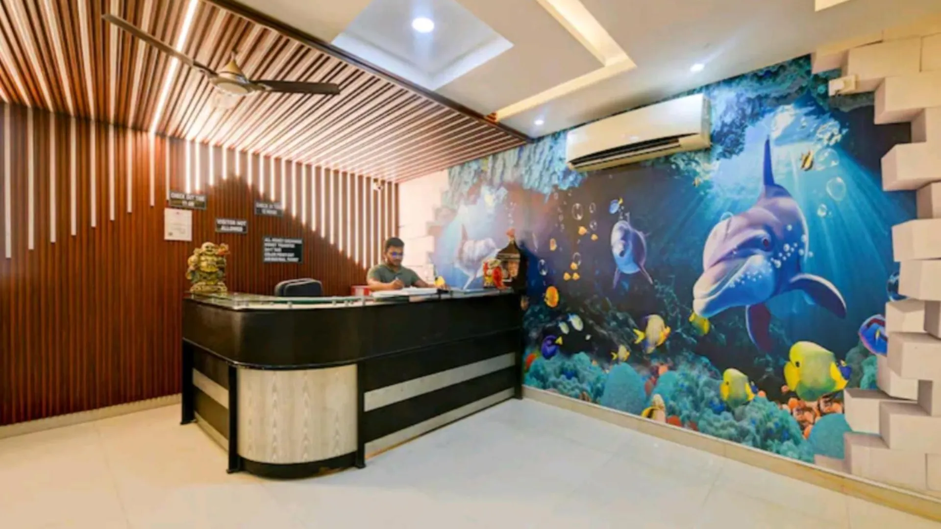 Hotel Galaxy نيودلهي