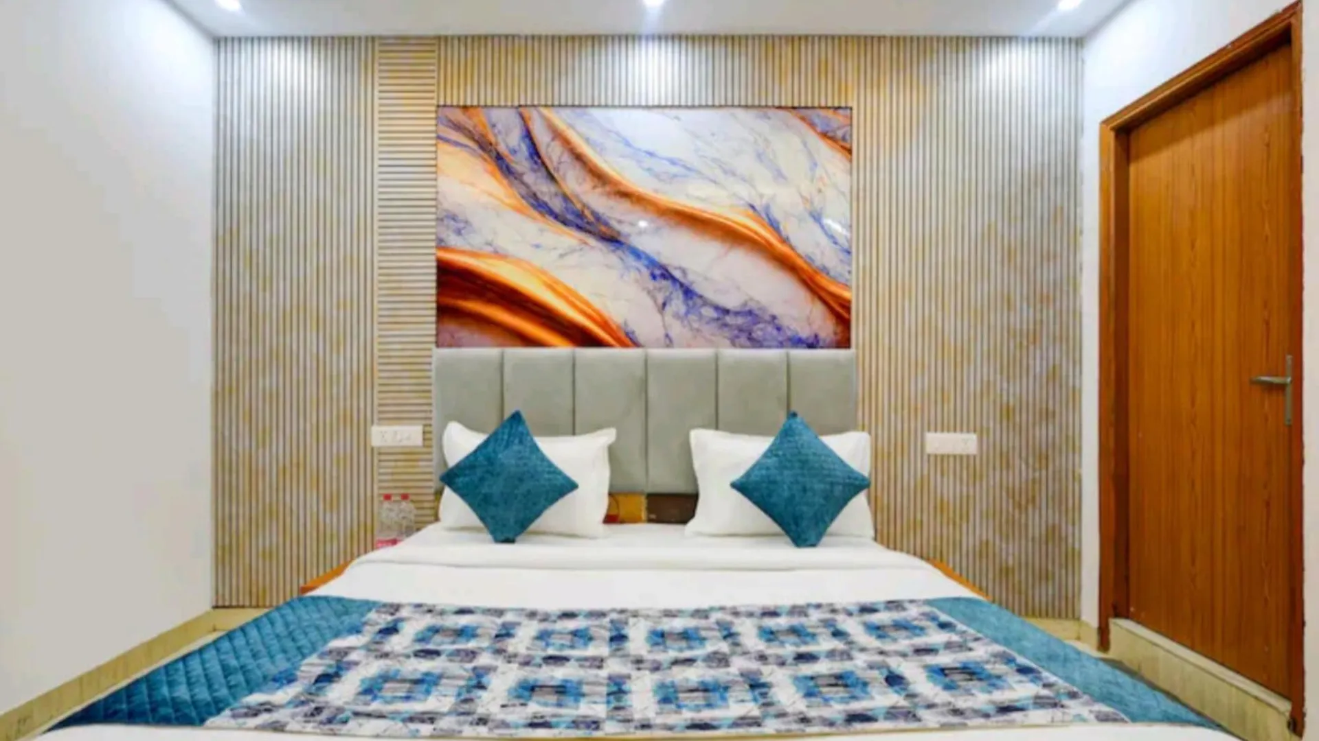 Hotel Galaxy نيودلهي 4*,  الهند